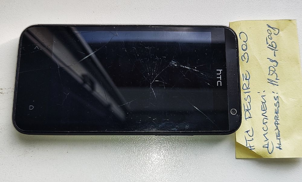 HTC Desire 300 на части