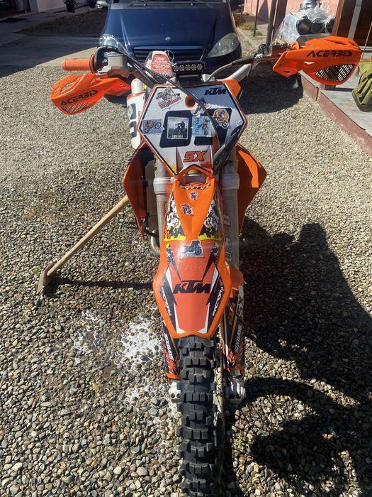 Ktm 525 sx.