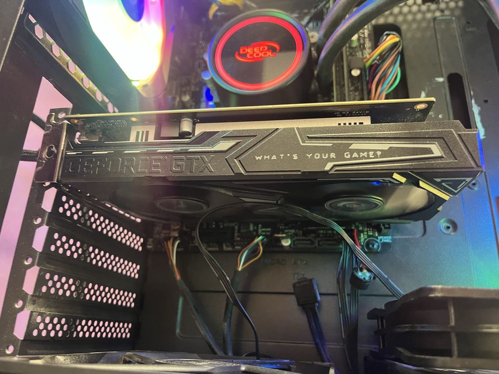 Vand Pc/Piese Gaming