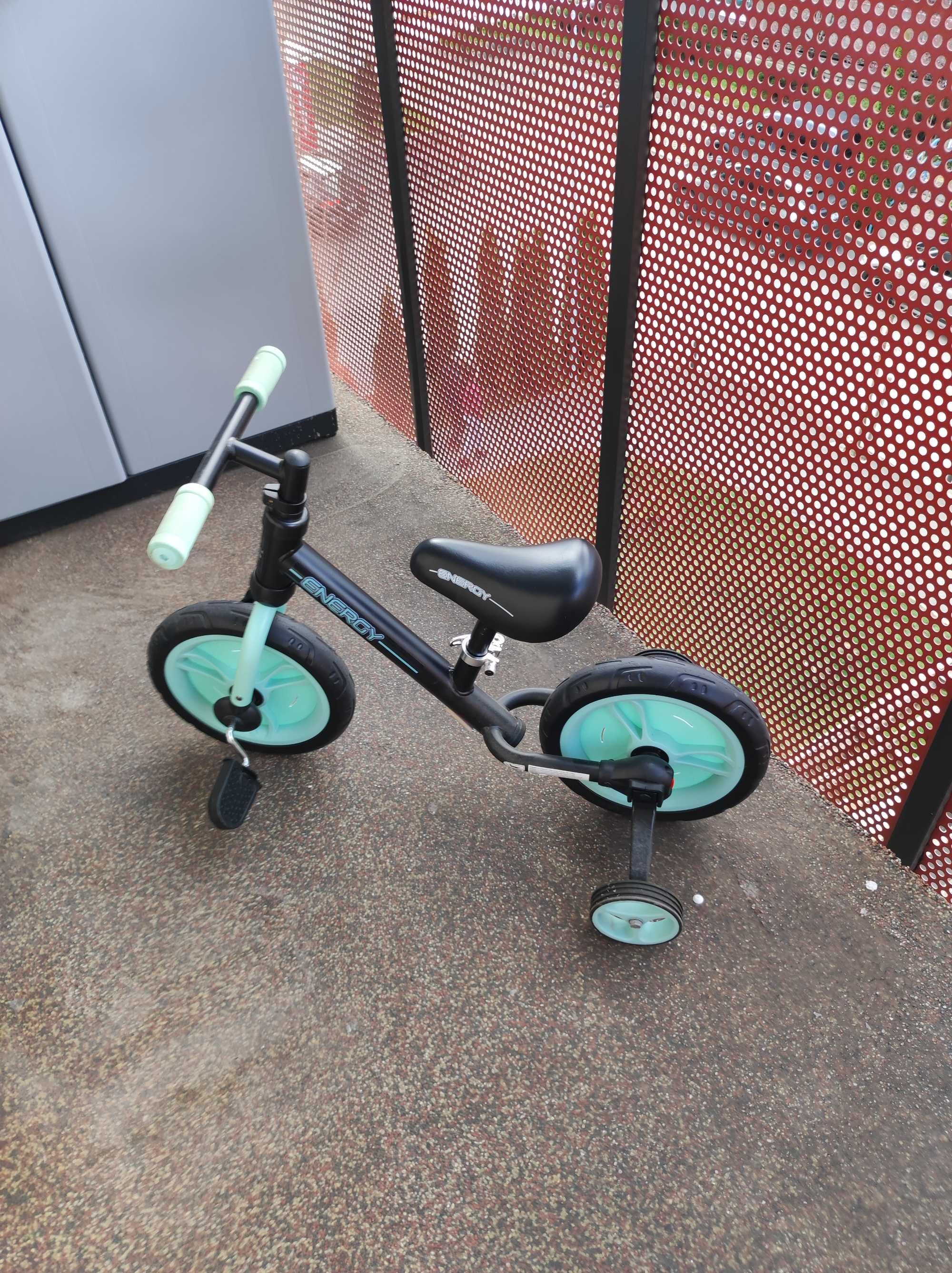 BIcicleta copii-200 LEI,Tobogan copii-500 LEI(Negociabil)