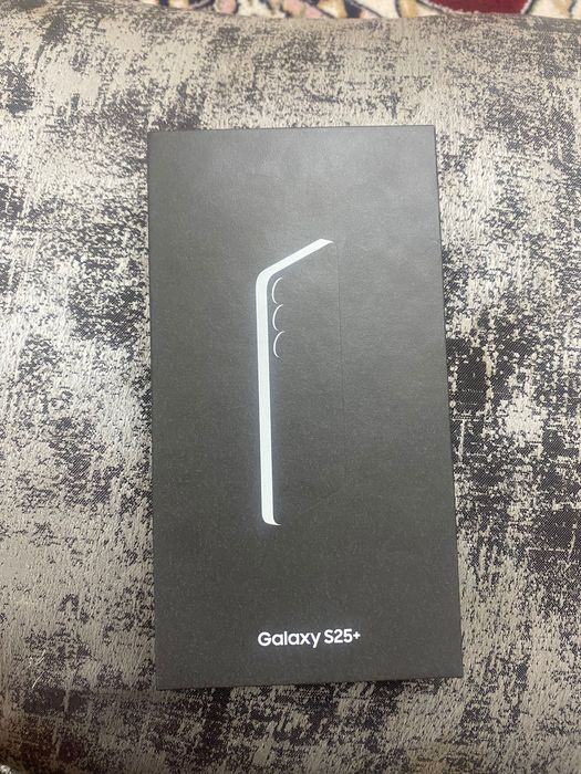 Samsung s25 plus 512 гб   Запечатьный