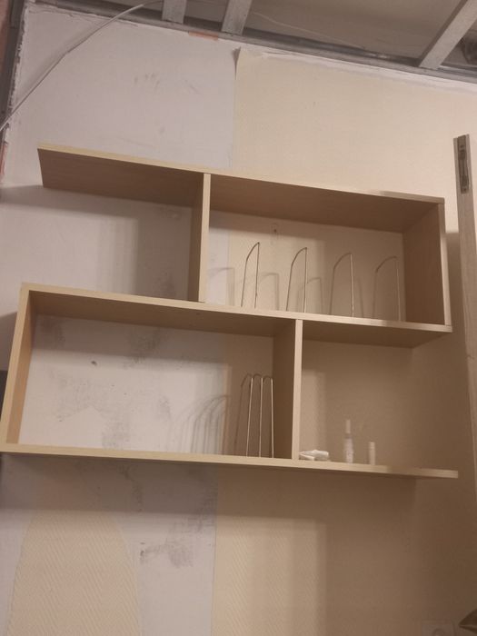 Полка деревянная