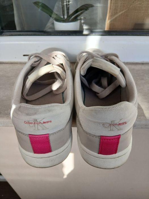 Дамски кецове и маратонки Calvin Klein, Caprice, Puma 37