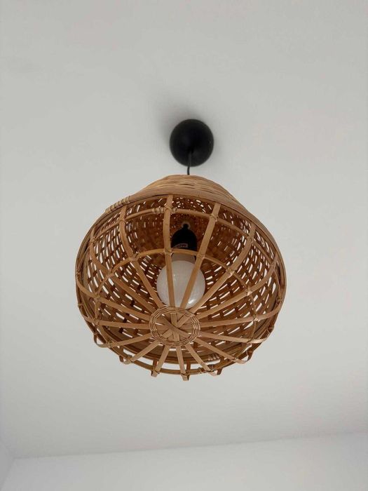 Lampa suspendata bambus