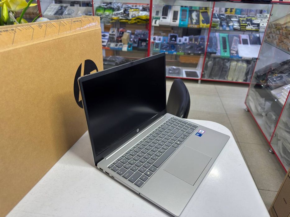 Hp cor 5 eng soʻngi avlod mutloqo yangi 16/512gb ssd