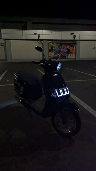 Scuter benzina nou