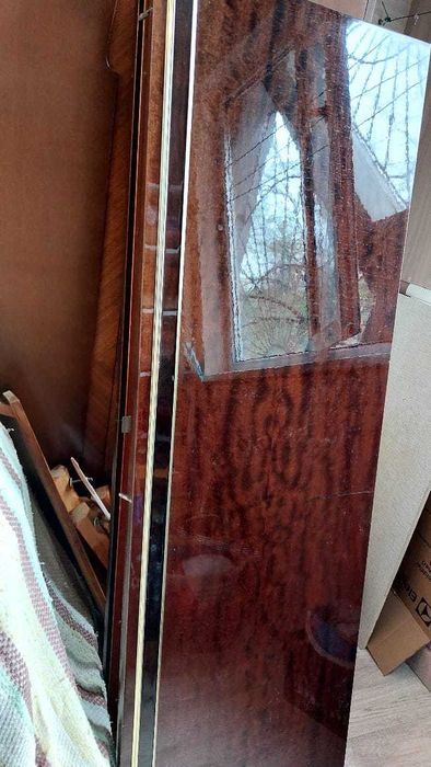 двери от платяных шкафов из полированного дсп  4шт самовывоз