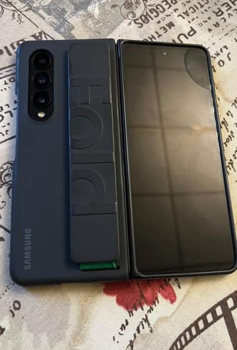 Samsung Z Fold 4