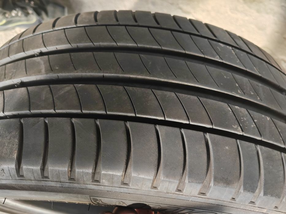 2 бр. Летни гуми Michelin 225/45/17