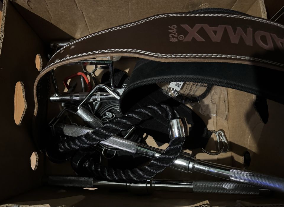 Vand Echipament de sala pentru acasa