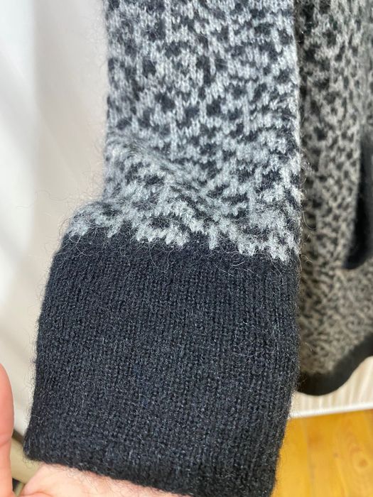 Дълга мохерна жилетка Michael Kors със сив леопардов десен