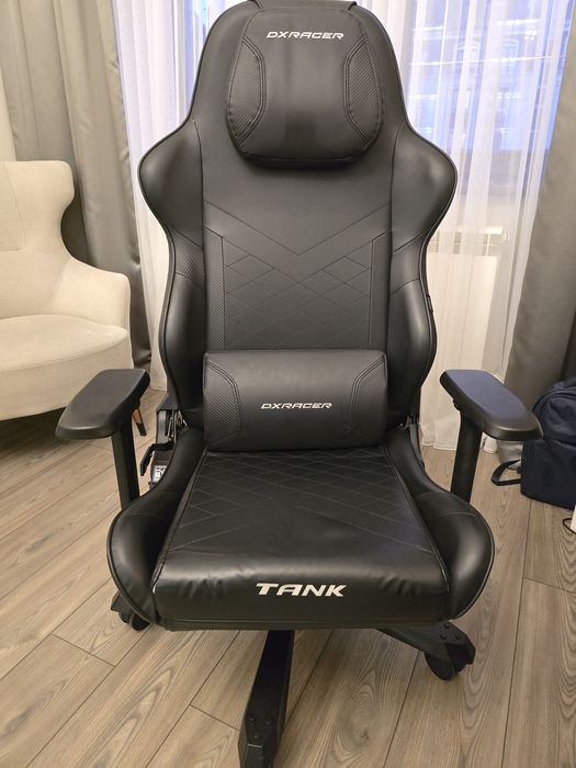 Продам игровое кресло DXRacer Tank