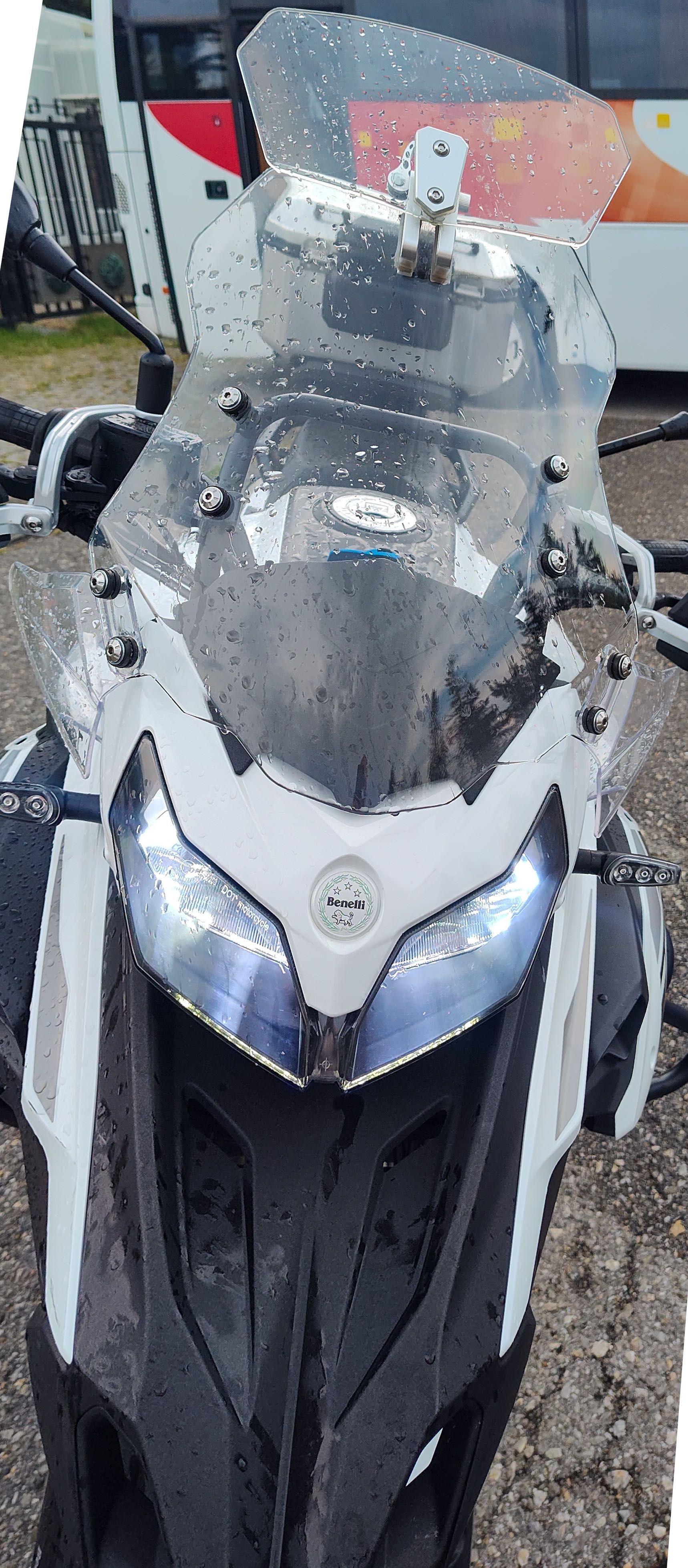 Benelli TRK 502x