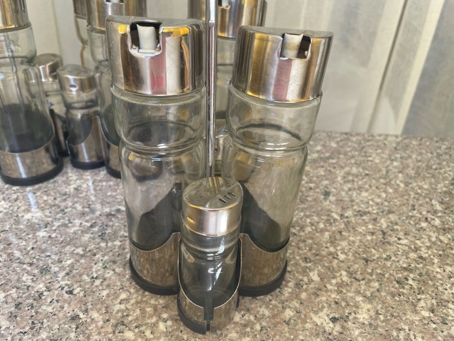 Suport di otel inoxidabil cu 4 recipienti in sticla