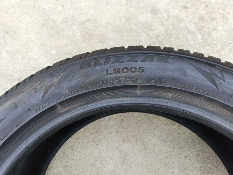 Set 4 anvelope iarna 275 45 21 bridgestone blizzak Lm 005 profil 7 mm