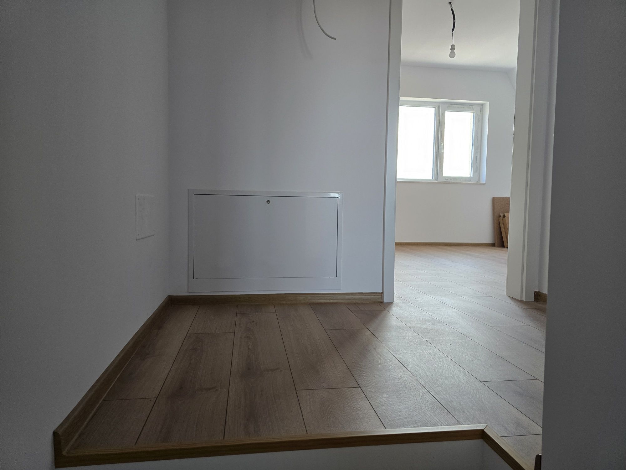 Casă tip duplex de vânzare