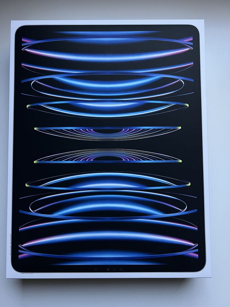 Продавам IPAD PRO M2 12.9 2TB 16GB RAM Celluar silver + apple pencil 2