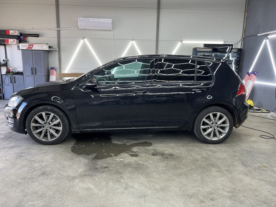 Затъмняване на стъкла, фолиране на цели автомобили