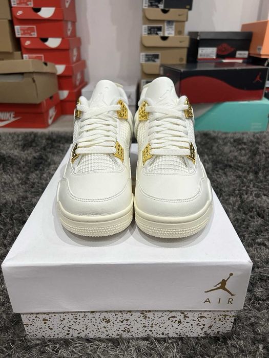 #STOC NOU# Nike Air Jordan 4 Metalic Gold - LIVRARE VERIFICARE -