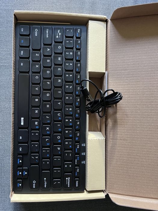 Tastatura mini + mouse normal, NOI