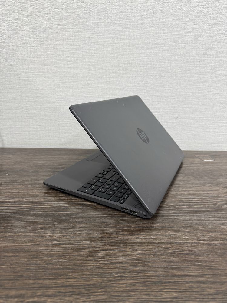 8-Ядерный HP Ryzen-5 (Аналог intel Core i5 13th Gen) 15.6 Full-HD IPS!