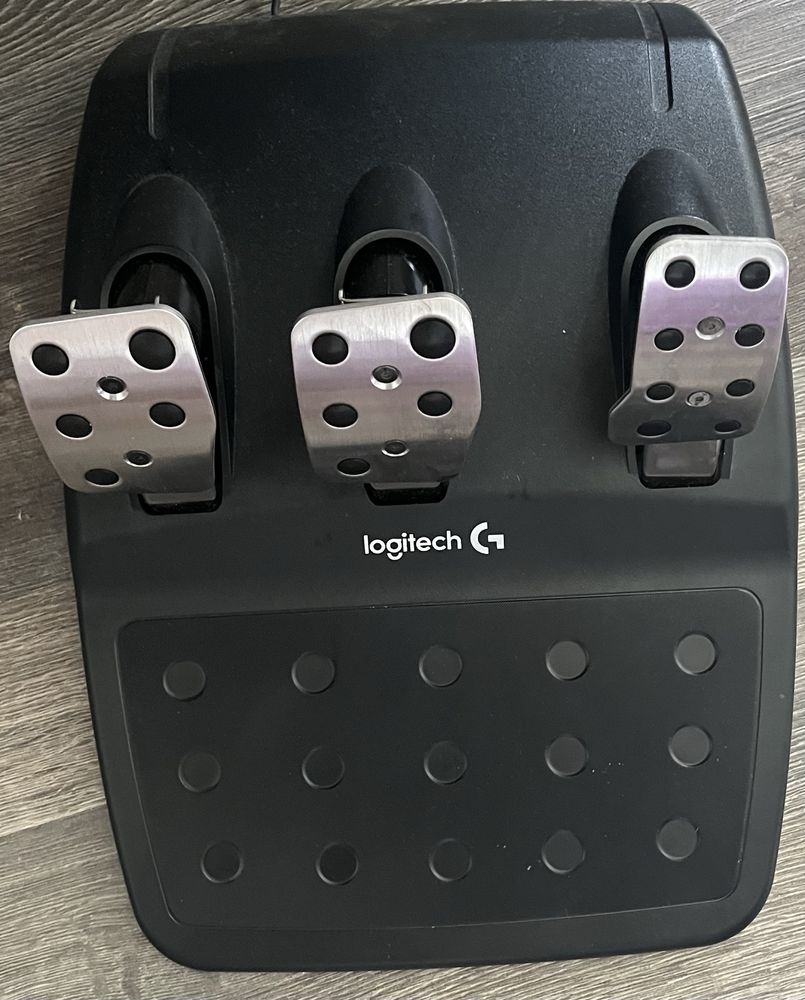 Logitech g29 Wheel(Волан и педали)