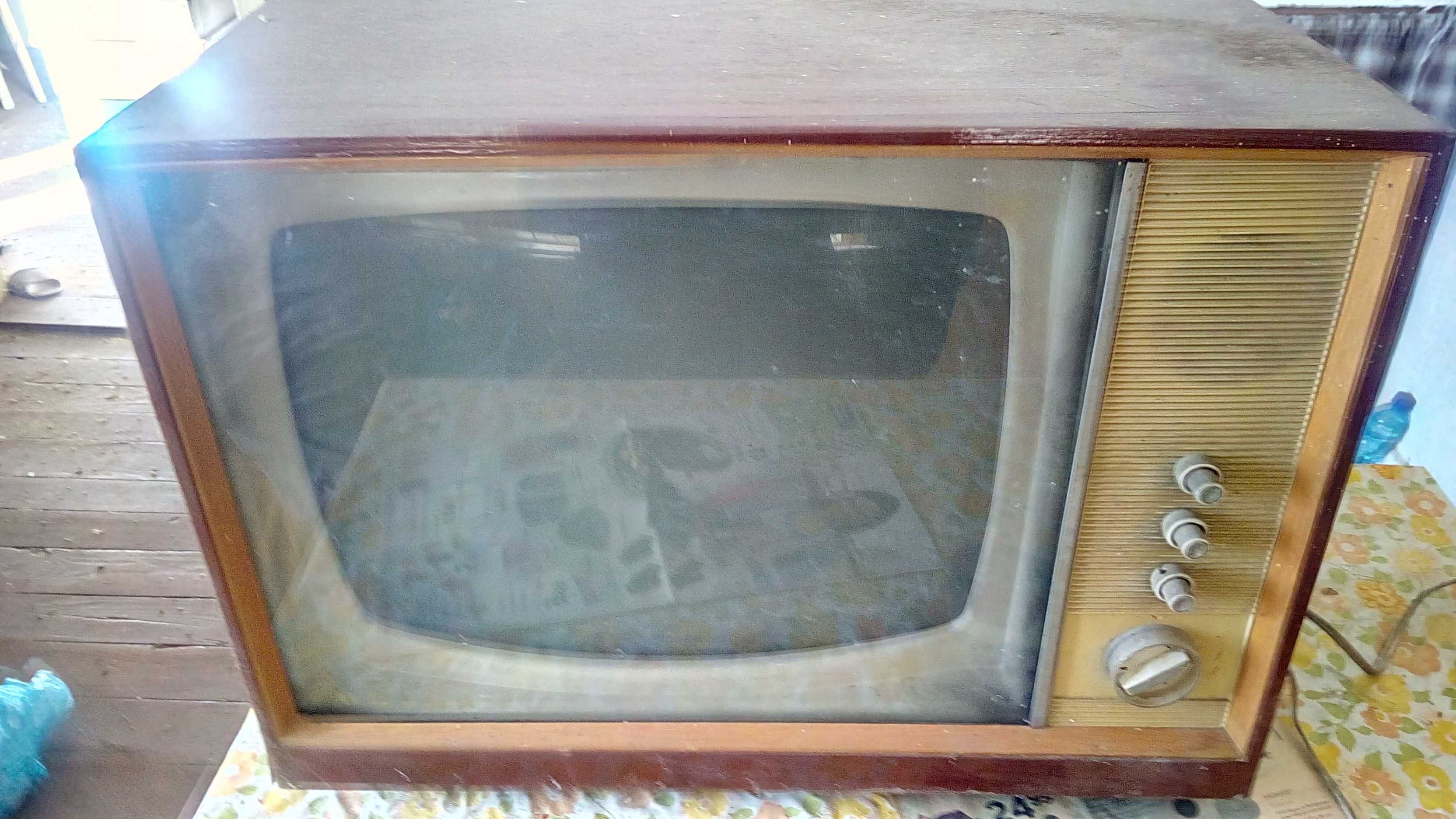 5 стари телевизора