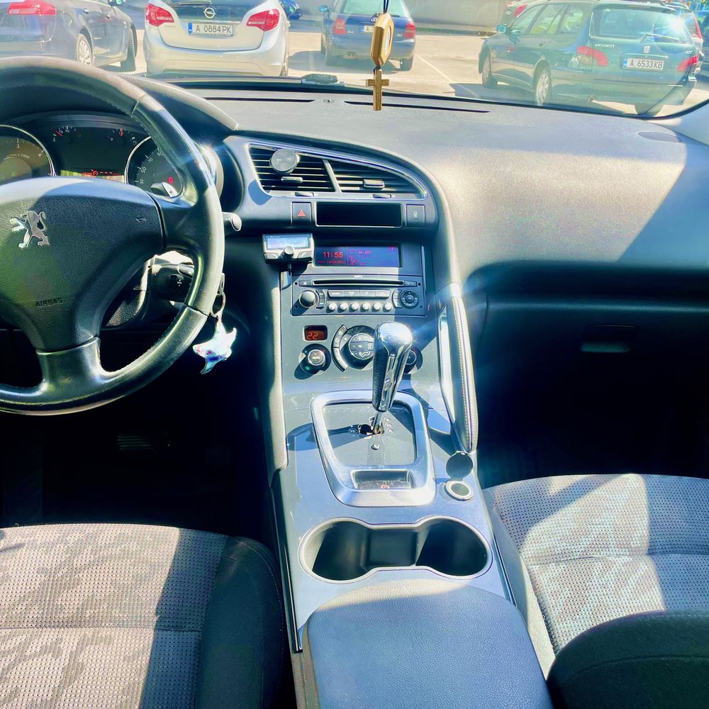 Пежо Peugeot 3008 1,6HDI