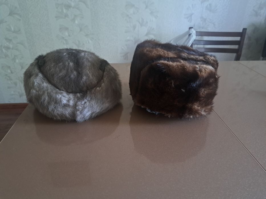 Женский песцовый головной убор и простой, мужская норковая шапка