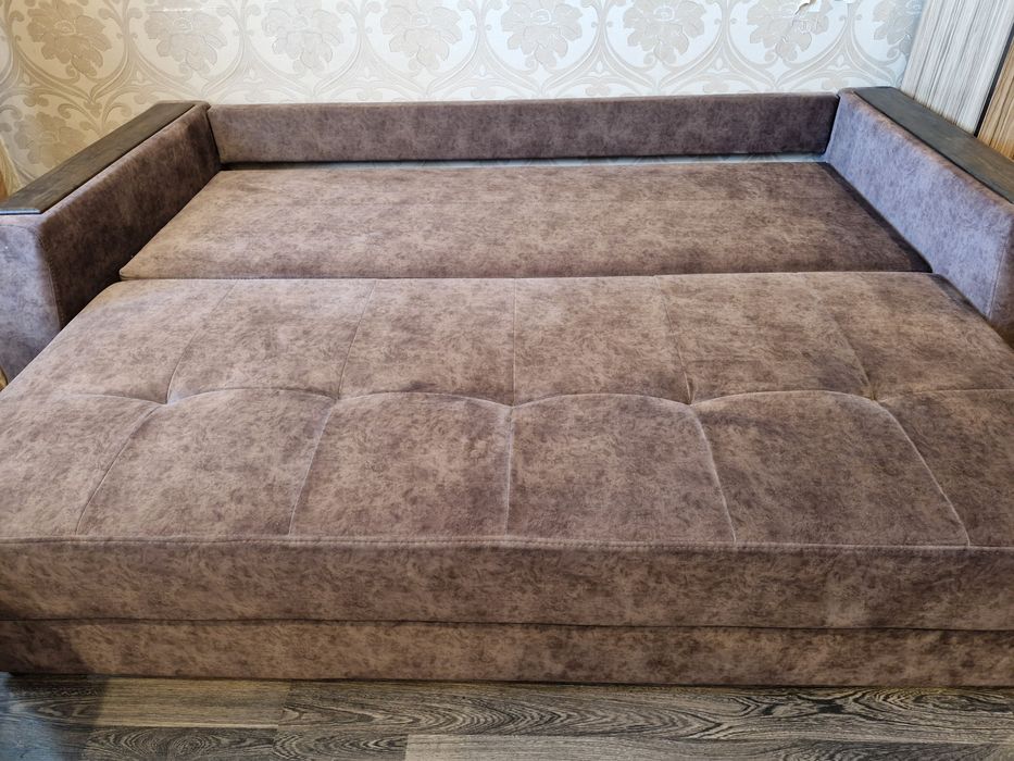 Диван в отличном состоянии