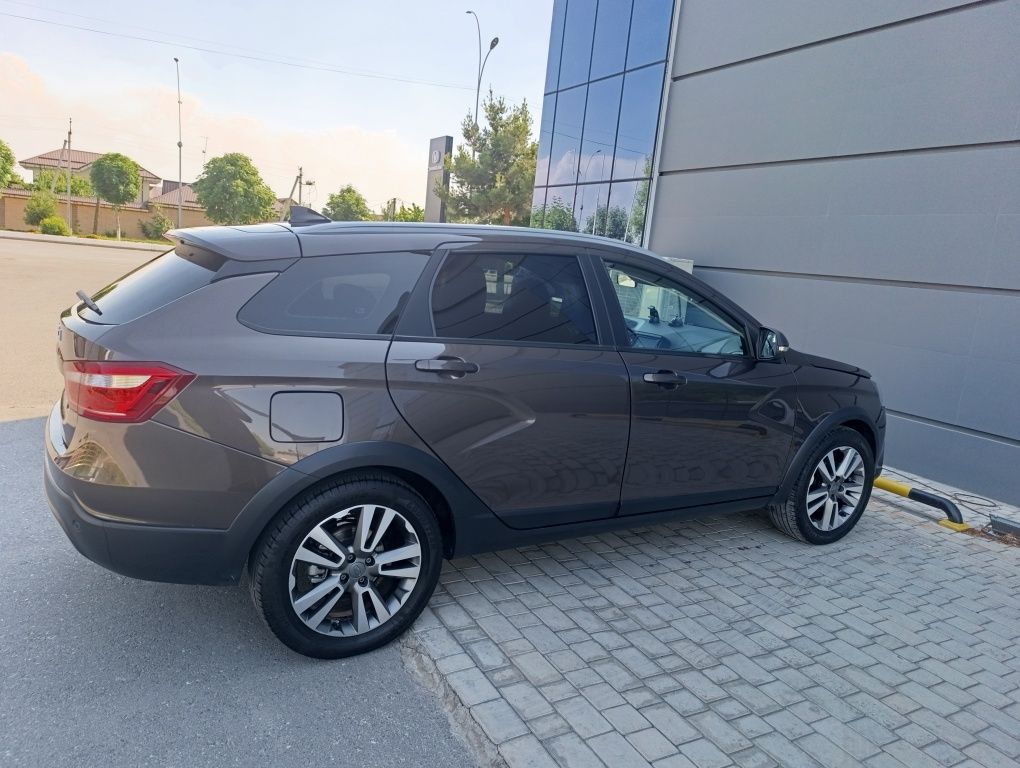 Автомобиль LADA Vesta Cross