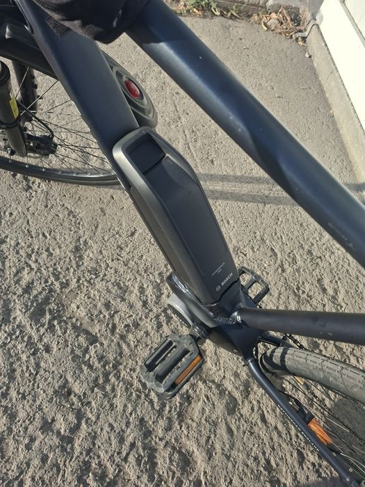 vând bicicletă electrica Raleigh