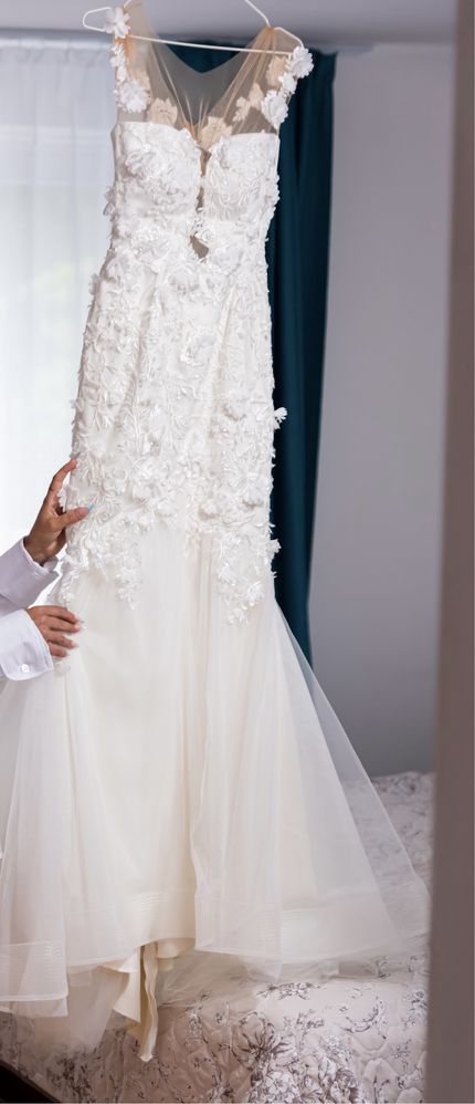 Vand rochie mireasa