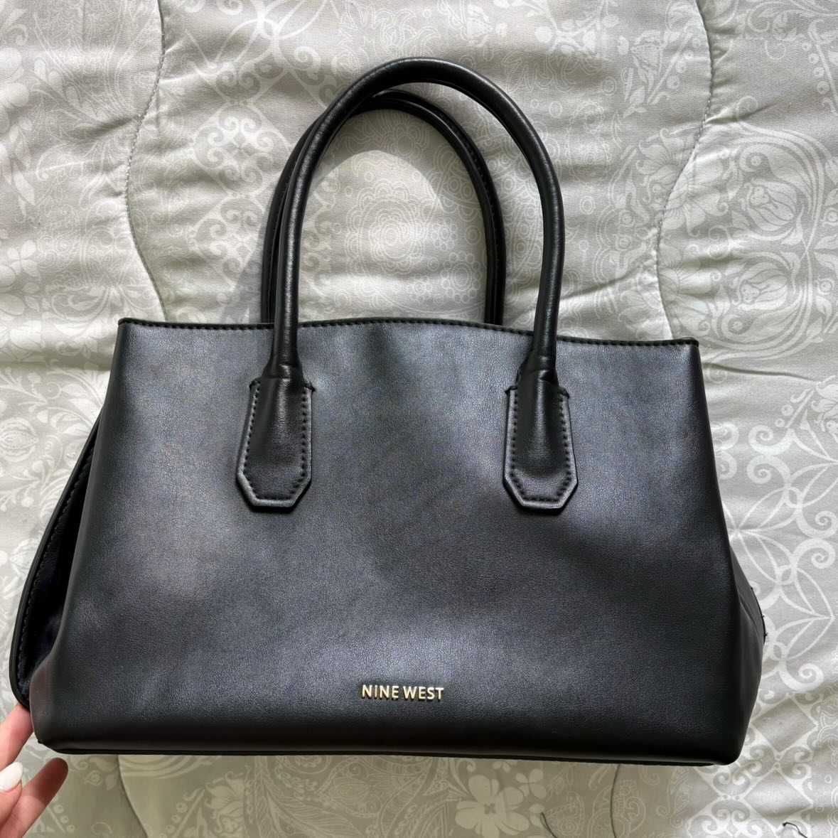 Nine West дамска чанта (черна)