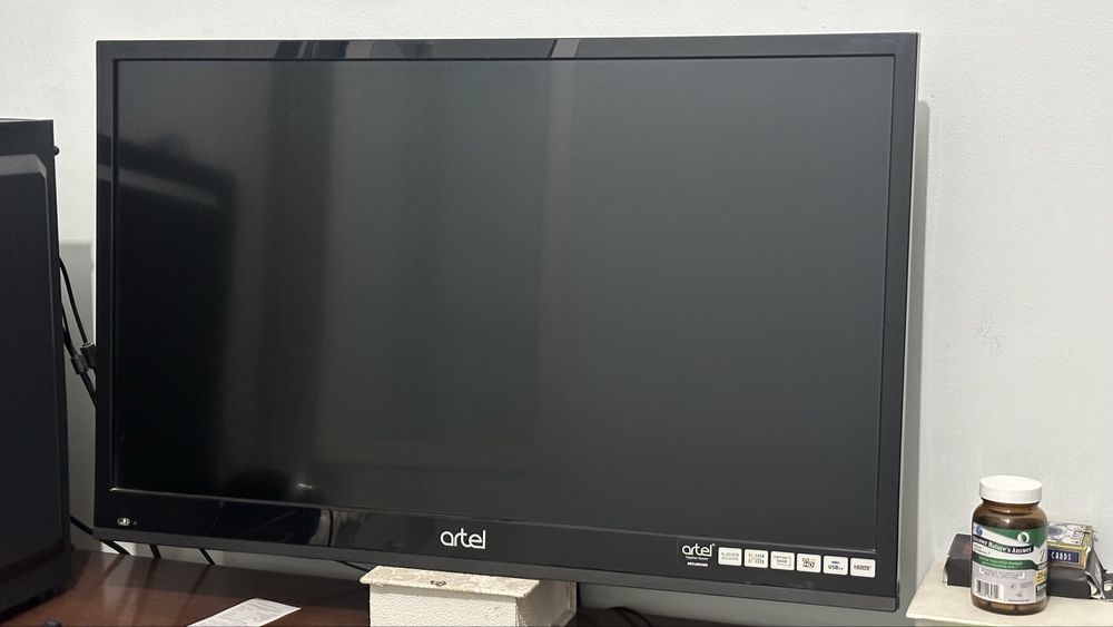 32 talik TV Artel