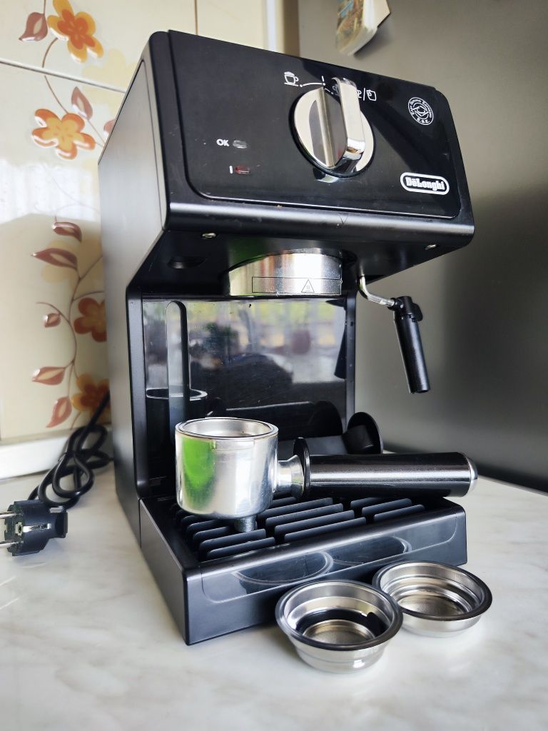 Expresor DeLonghi