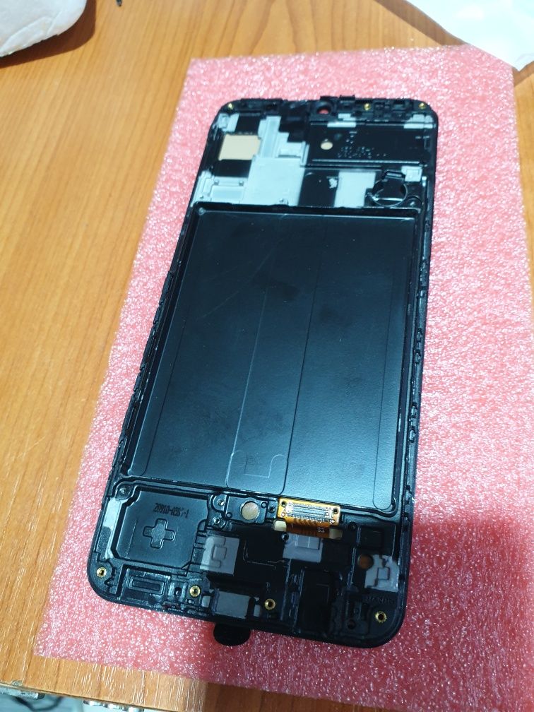 Vând display Samsung A50  A505