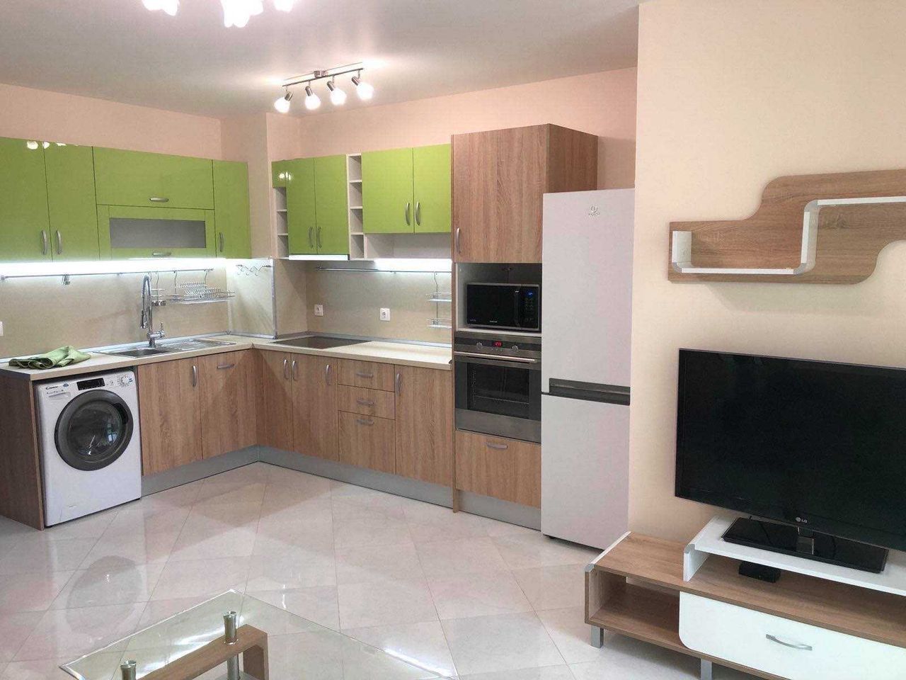 Дава се под наем Двустаен апартамент в София, Сердика - 65 кв.м за 600 € - Снимка #3