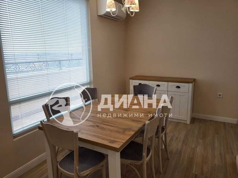 Продава се Тристаен апартамент в Пловдив, Тракия - 157 кв.м за 1529 €/кв.м - Снимка #4