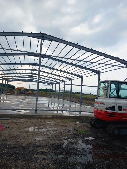 Vând hală metalică confecționată din europrofile pe prețuri mici de pr