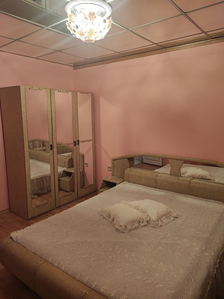 Продава се Двустаен апартамент в Плевен, Дружба 3 - 73 кв.м за 1439 €/кв.м - Снимка #6