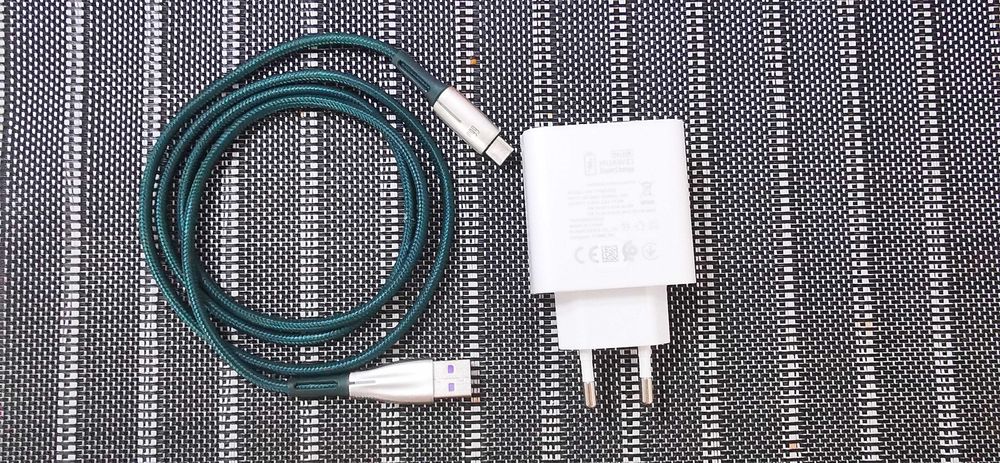 Incărcător huawei 66w 6A turbo charge cu cablu USB-C de 6A (66W)