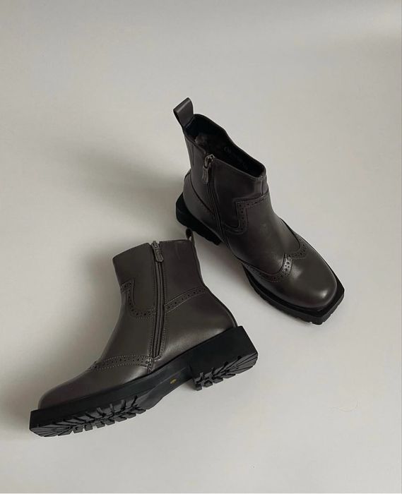 Зимние ботинки женские