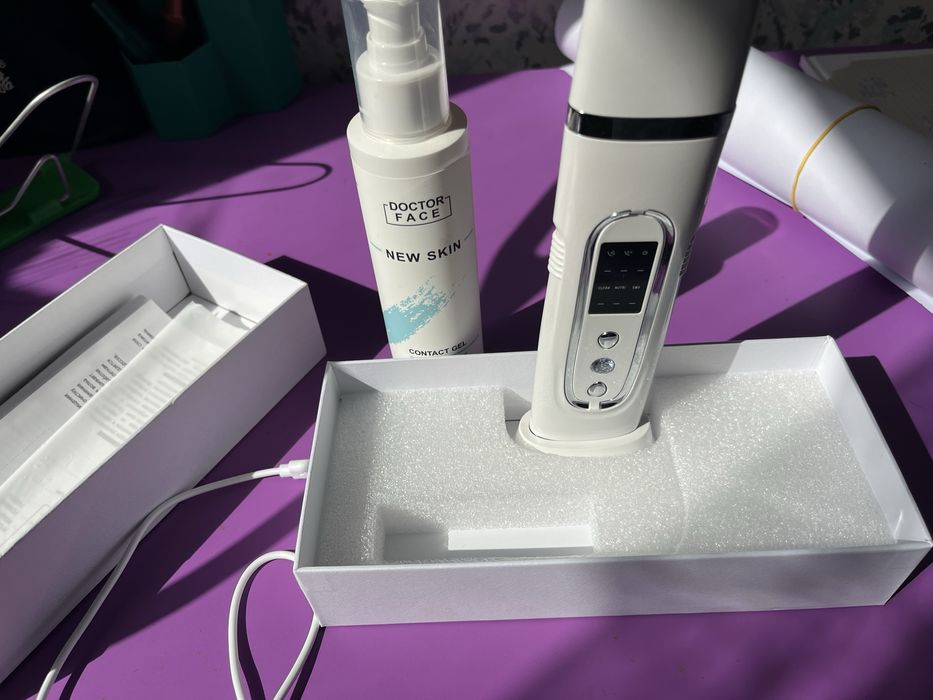 Продам новый аппарат для чистки лица