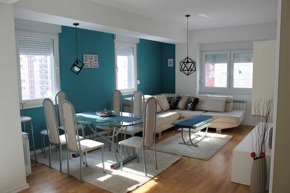 Дава се под наем Двустаен апартамент в Бургас, Възраждане - 57 кв.м за 178.5 € - Снимка #3