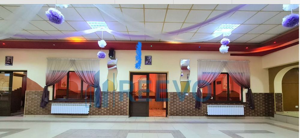 Se vinde Spatiu comercial Savinesti la 10 km Piatra Neamt cu chirias