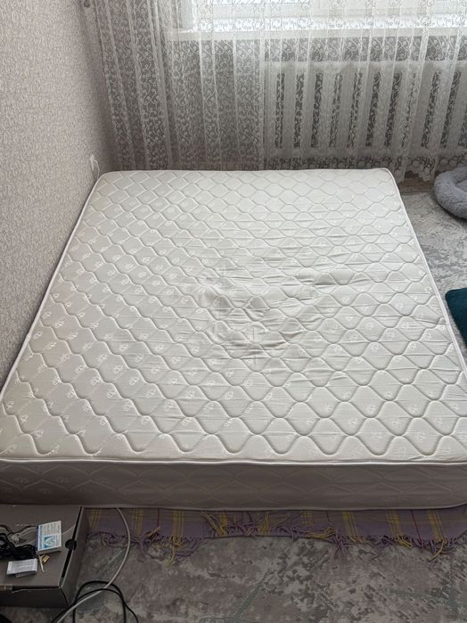 Спальный матрас отдам бесплатно