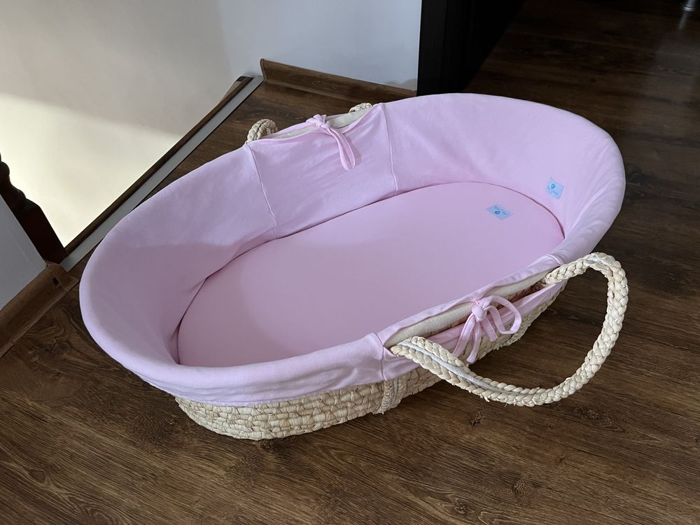 Cos bebe/moses basket