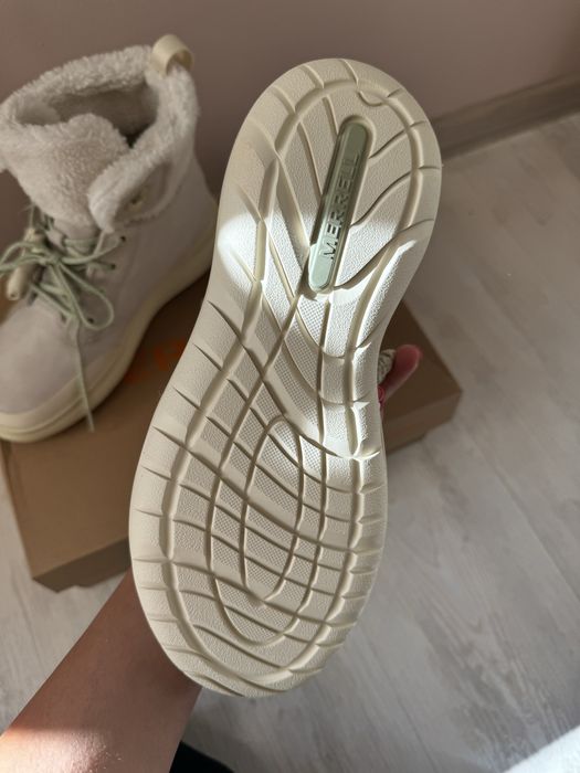 Топли велурени ботички от Англия