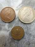 Vind monezi 2 New Pence 1971,10 New Pence 1973